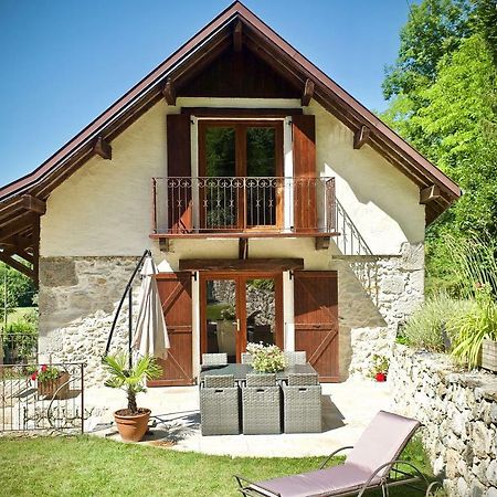 Chambres D'Hotes Des Lodges De La Cascade Yenne Exteriör bild